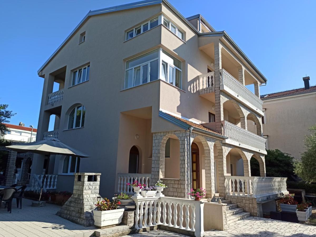 Villa Rea Malinska Exteriör bild
