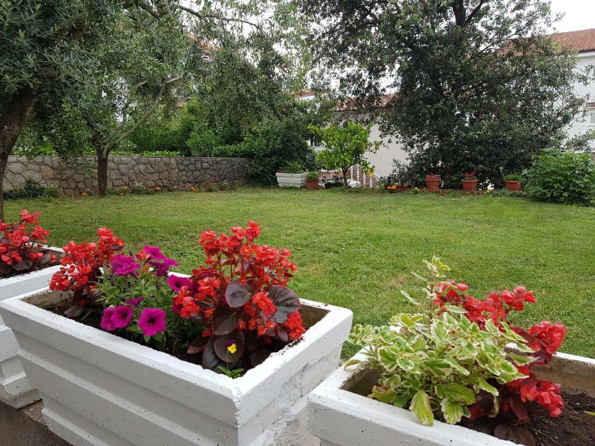 Villa Rea Malinska Exteriör bild
